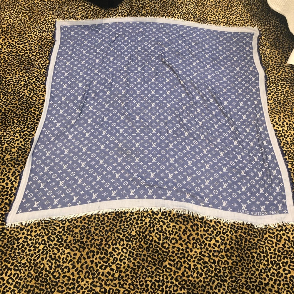 LOUIS VUITTON monogram denim shawl in blue